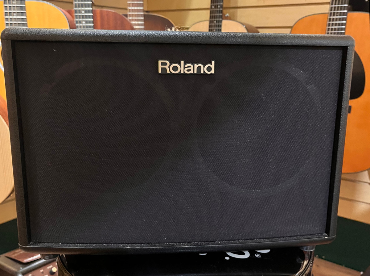 USED Roland AC-60 Acoustic Amplifier