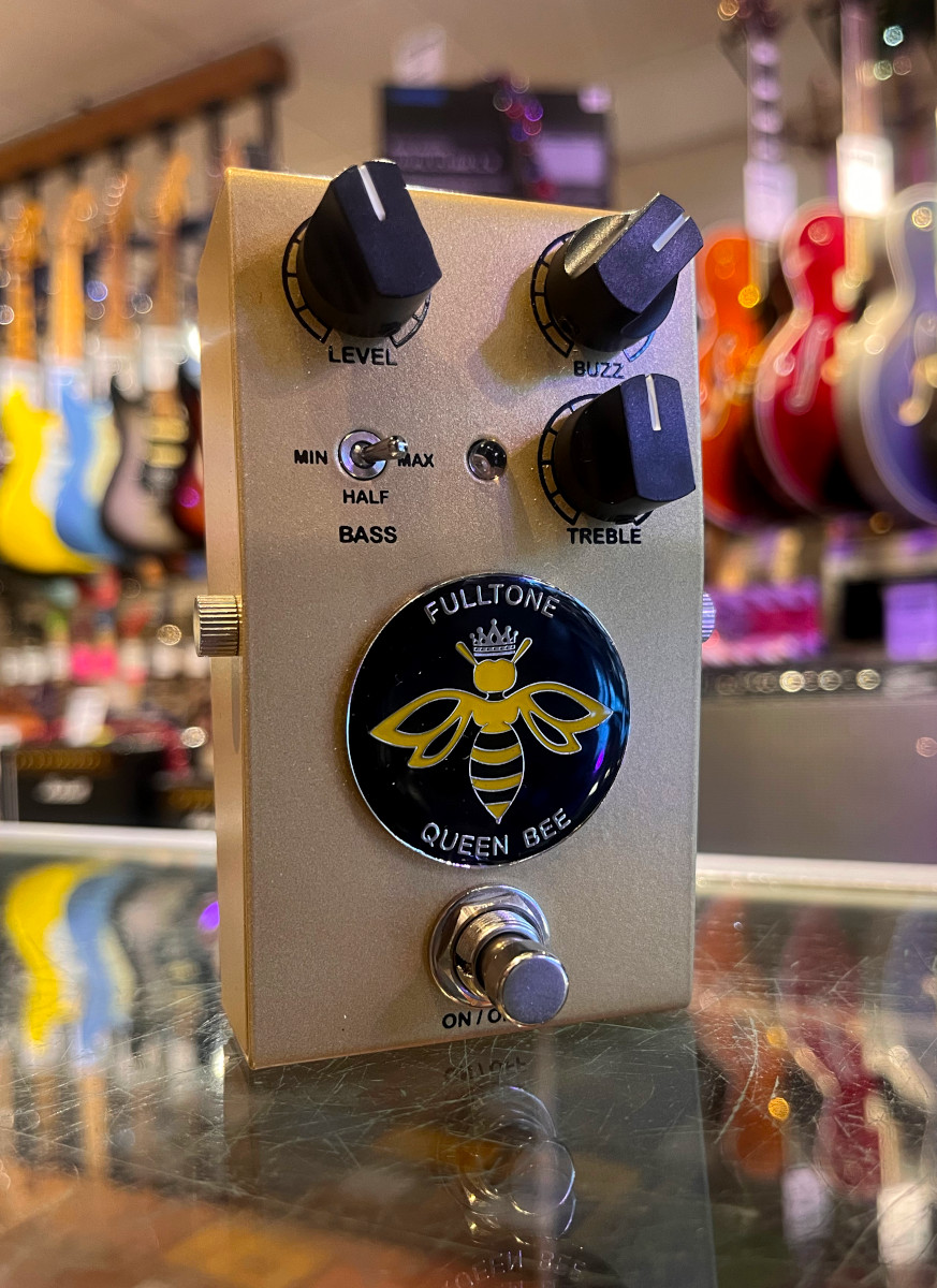 USED Fulltone Custom Shop Queen Bee Fuzz Pedal: Canadian