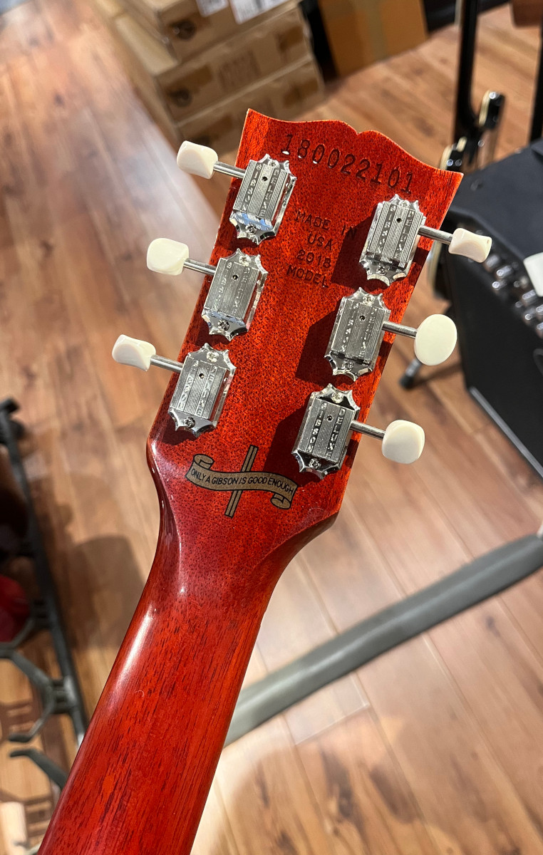 USED Gibson 2018 SG JR Cherry w Bag CONSIGNMENT Canadian Online Music Store in Oakville Ontario Personal Service You Can Trust
