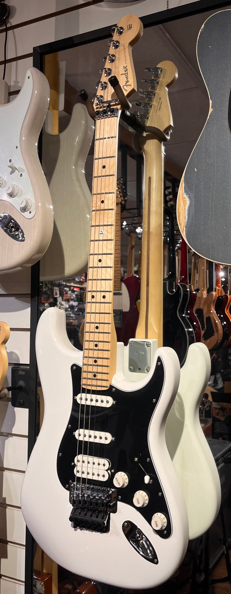 USED Fender 2022 Player HSS Floyd  …