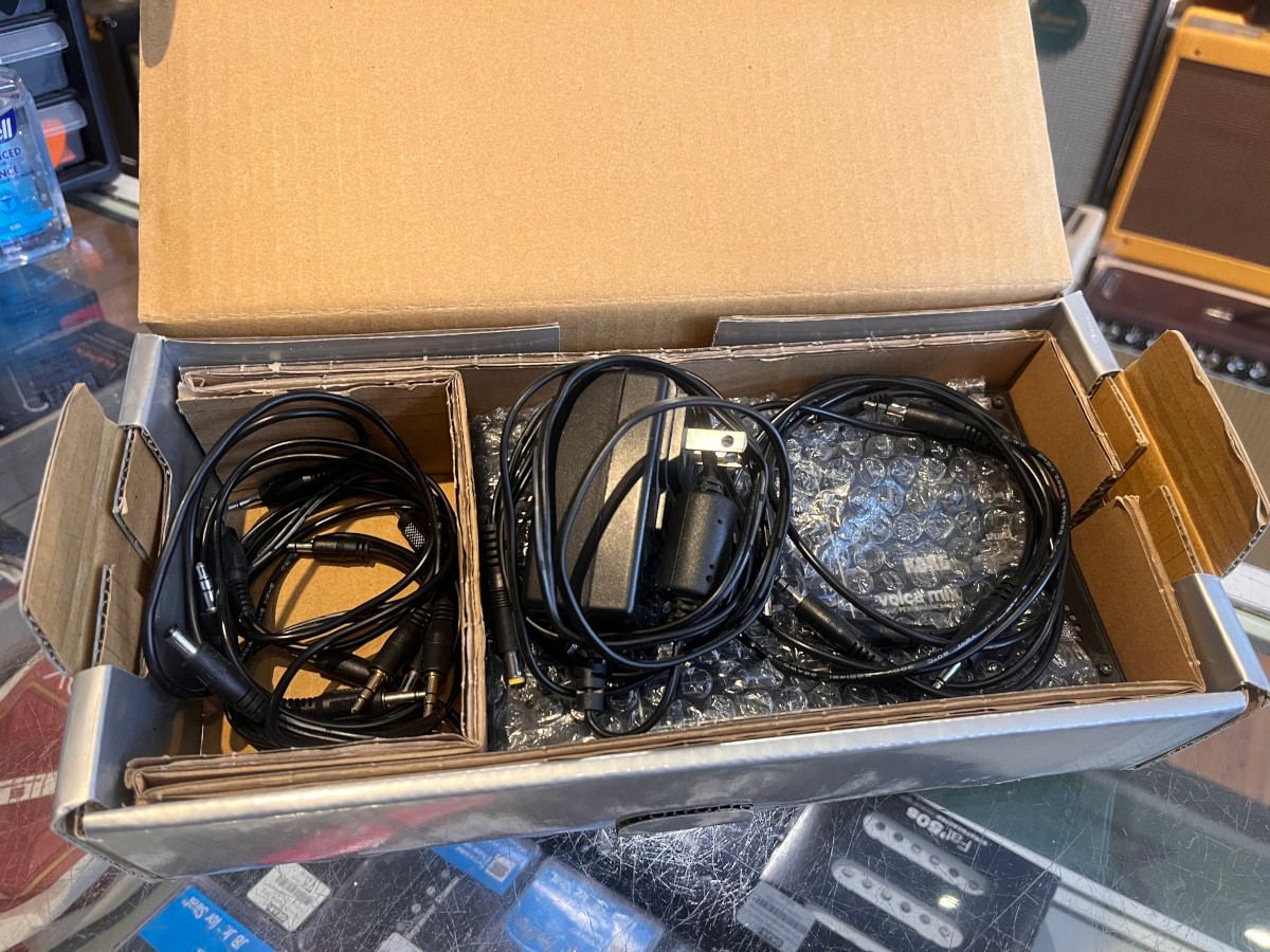 Korg USED Korg Volca Mix Analogue Performance Mixer w/Cables & Box - Used