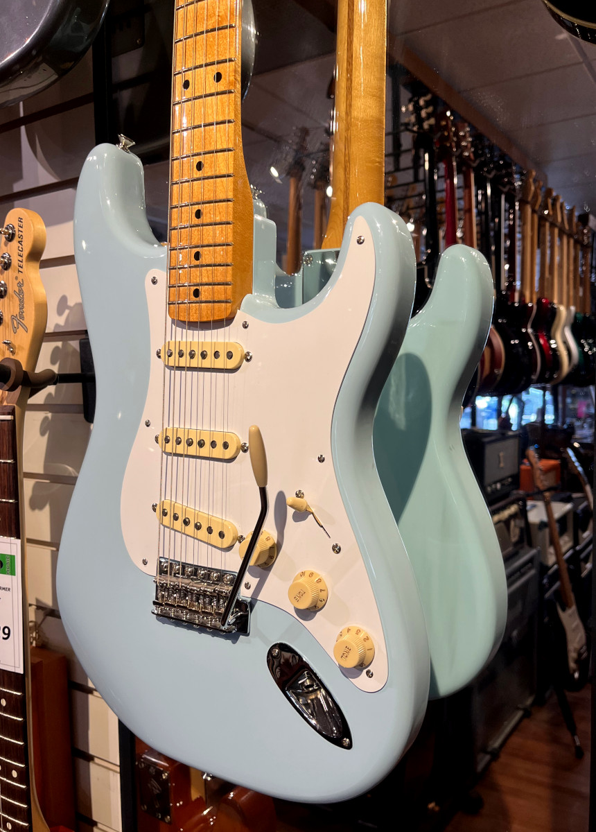 Fender USED Fender Vintera 50's Strat With Maple Neck In Sonic Blue, w/Origi. Gig Bag - Used