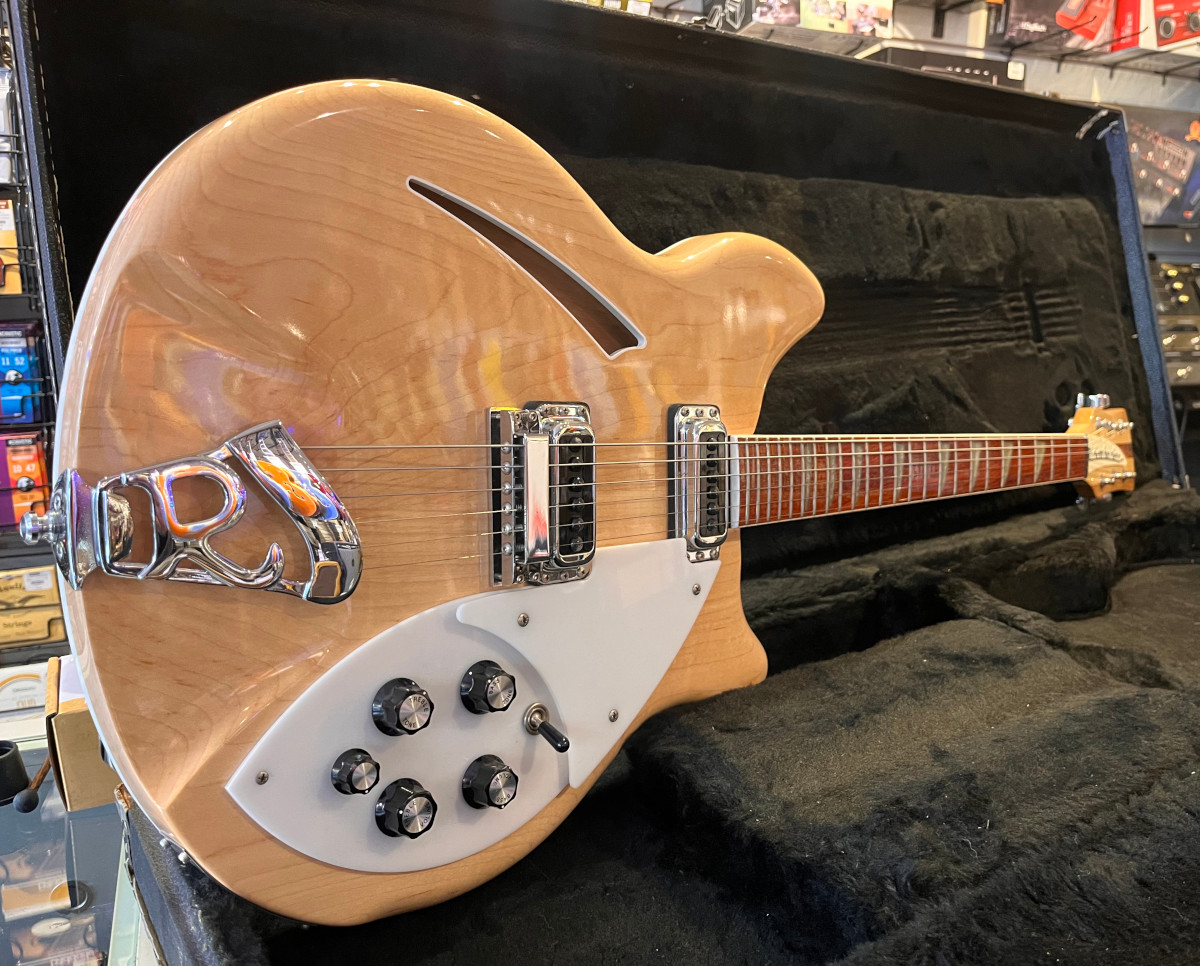 USED Rickenbacker 2003 360 Mapleglow w/Case  …