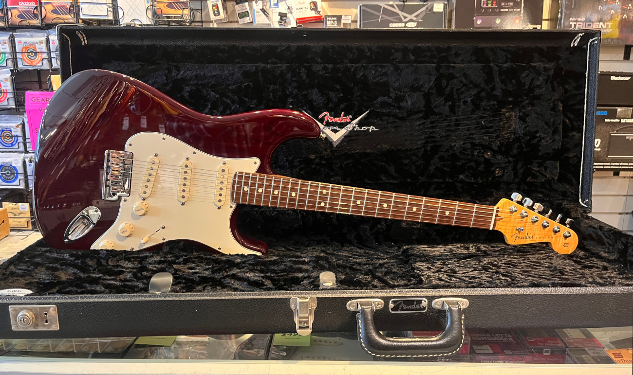 USED Fender 2008 Custom Shop Custom  …