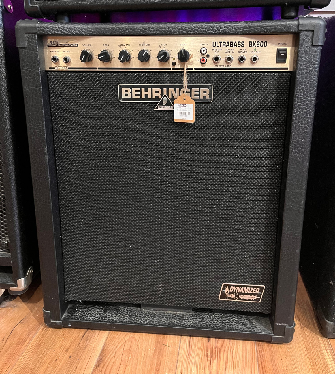 USED Behringer Ultra Bass BX600 Combo Amplifier