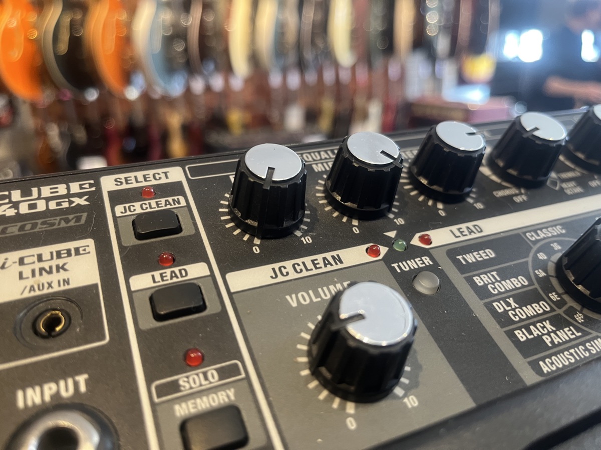 Roland USED Roland CUBE 40GX 3 Channel COSM Amplifier - CONSIGNMENT - Used