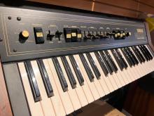 YAMAHA SK10 ビンテージ 70s USED Yamaha SK-10 Symphonic Ensemble Synthesizer1970's