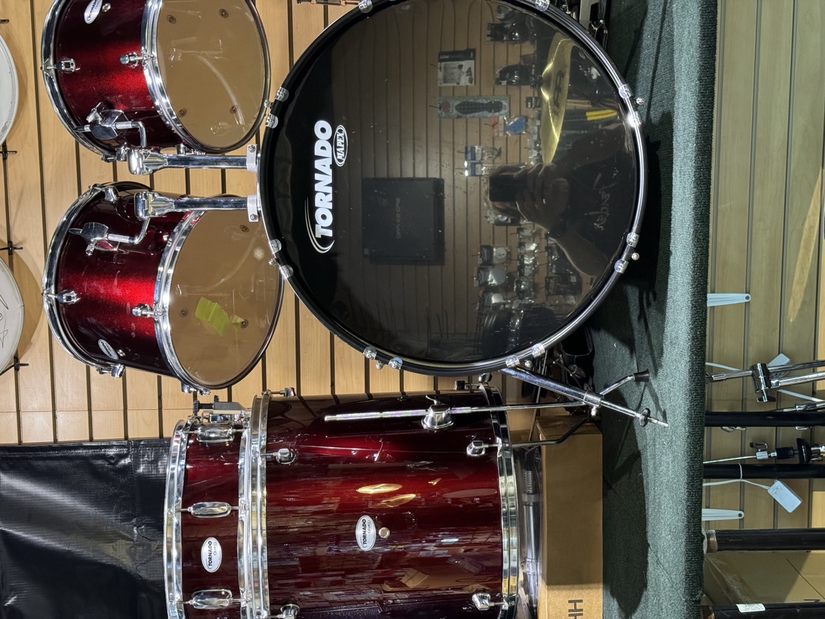 USED Mapex Tornado 5 Piece Kit w/Cymbals, Burgundy