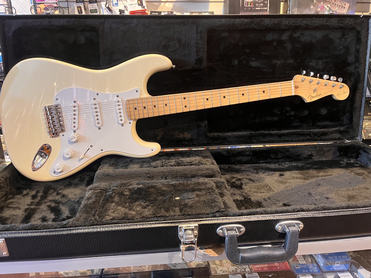 Fender USED Fender Eric Clapton Signature Strat Olympic White w/Case - CONSIGNMENT - Used