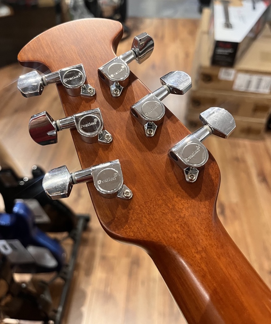 Misc USED Ovation Celebrity CS-28P Shallow Bowl Acoustic - CONSIGNMENT - Used