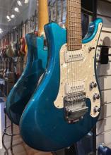 USED Yamaha SGV800 Blue Sparkle w/Bag Circa 2000: Canadian Online