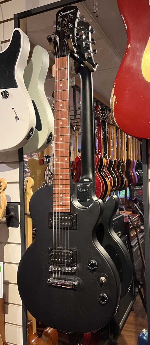 Epiphone USED Epiphone 2022 Les Paul Special VE Ebony Satin Finish - Used