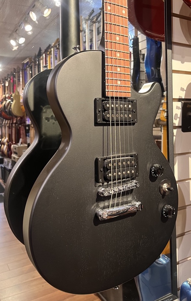 Epiphone USED Epiphone 2022 Les Paul Special VE Ebony Satin Finish - Used