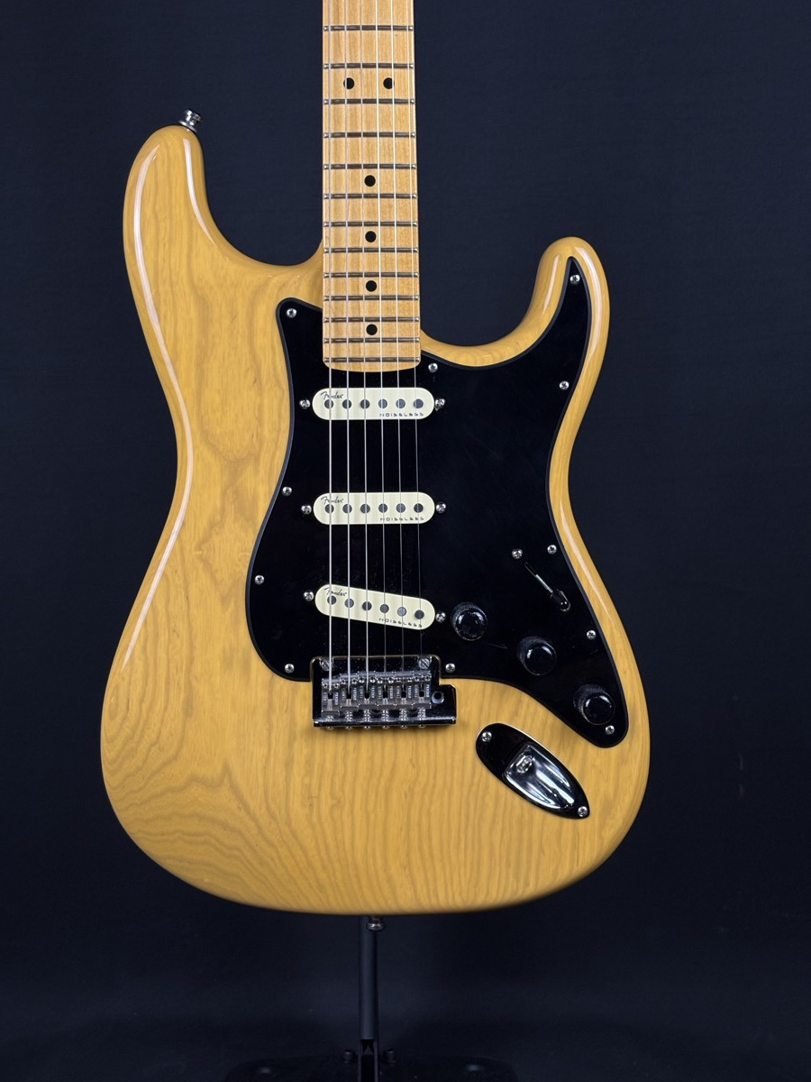 Fender USED Fender 2018 FSR American Performer Stratocaster Butterscotch w/OHSC - Used