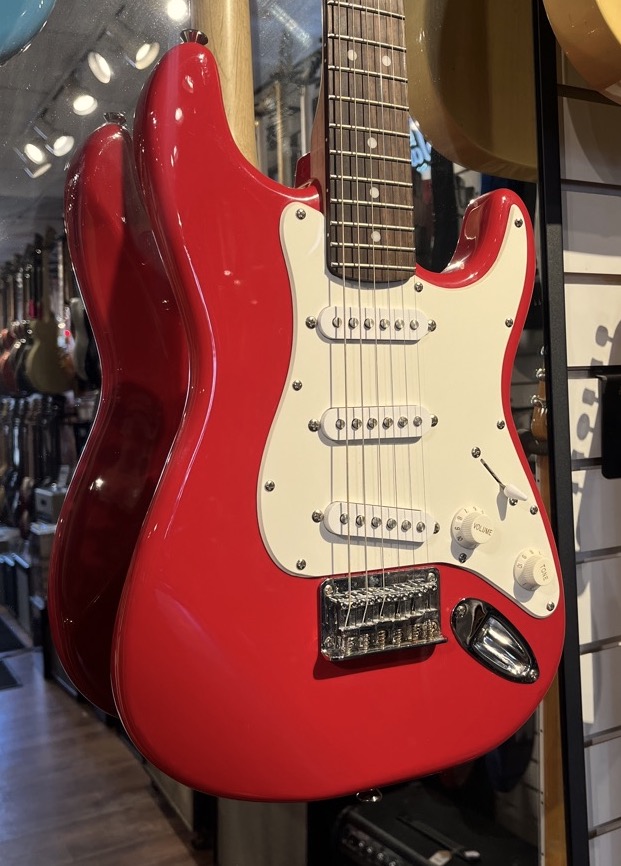 Squier USED Squier Strat Mini 3/4 Scale Electric Guitar Red - Used
