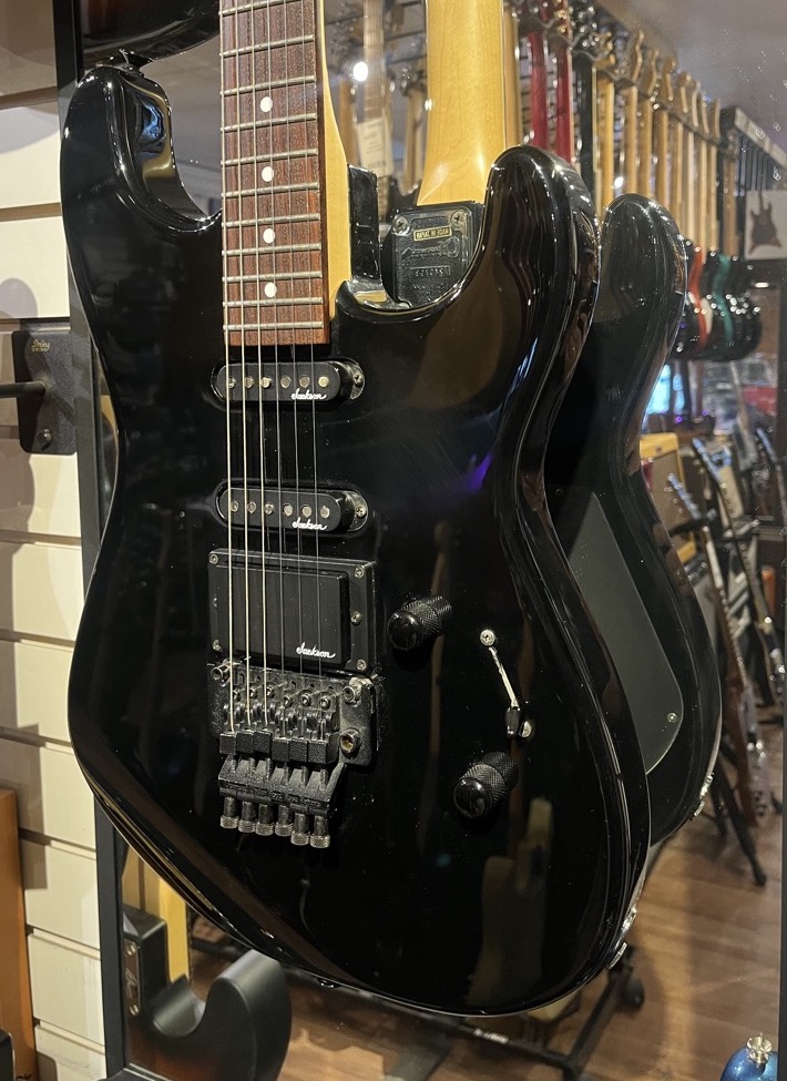 Charvel USED Charvel 1987 Model 3 HSS Black w/Hard Shell Case - CONSIGNMENT - Used