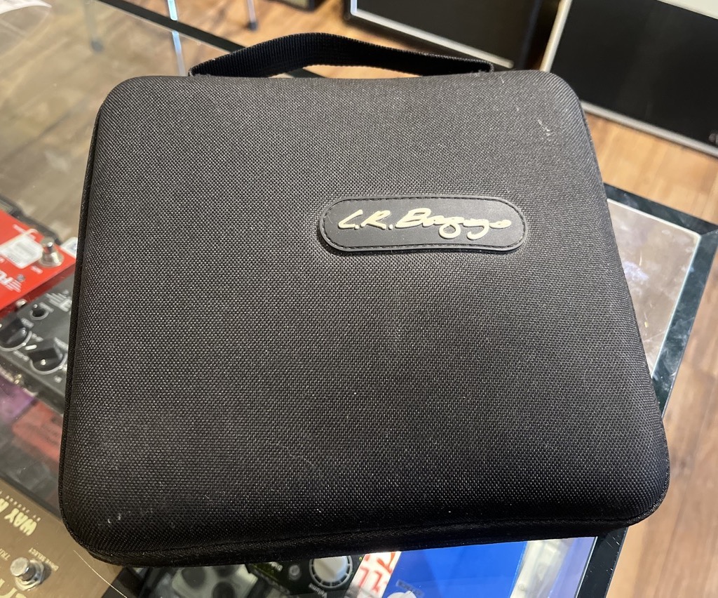 LR Baggs USED LR Baggs Venue Acoustic Preamp and D.I. w/Bag - Used