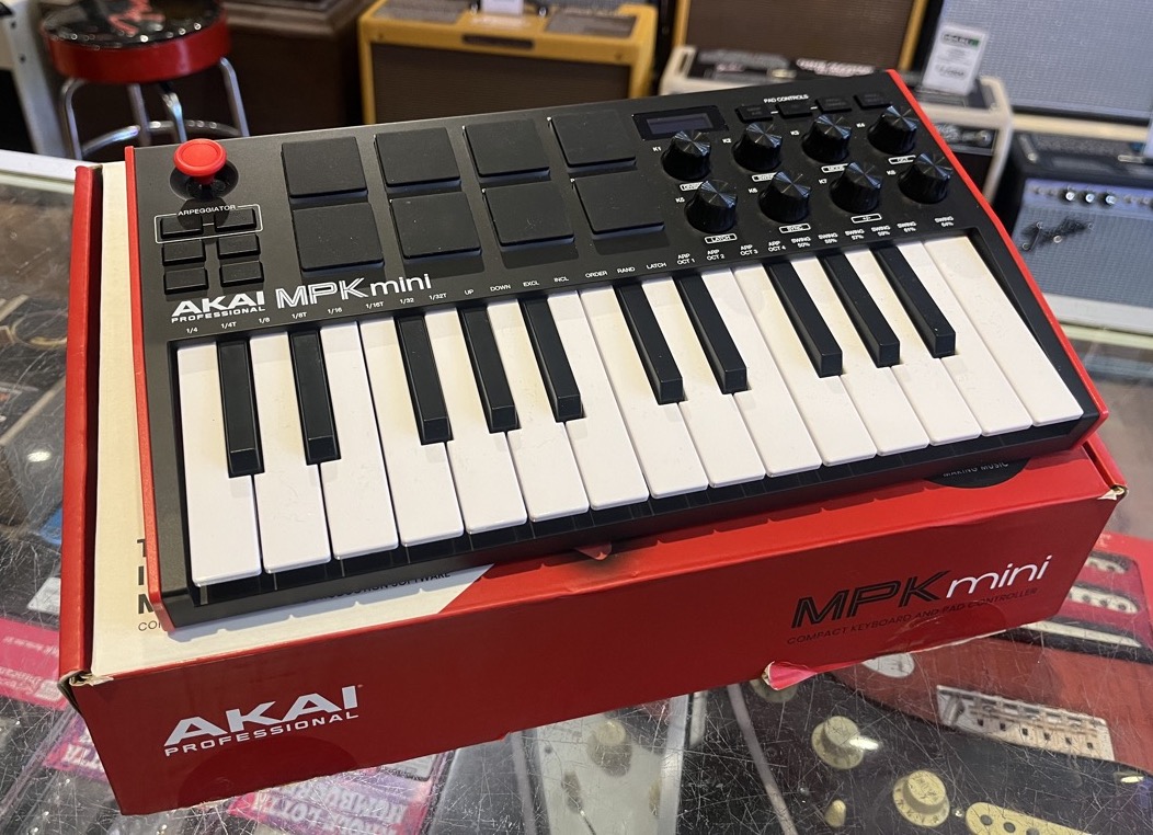USED Akai MPK Mini MK3 25 Key MIDI Keyboard