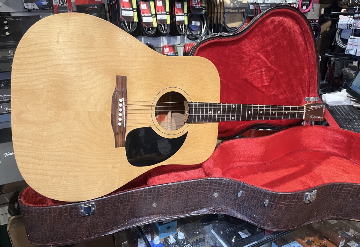 USED Norman 1970's B-20 Acoustic w/Case