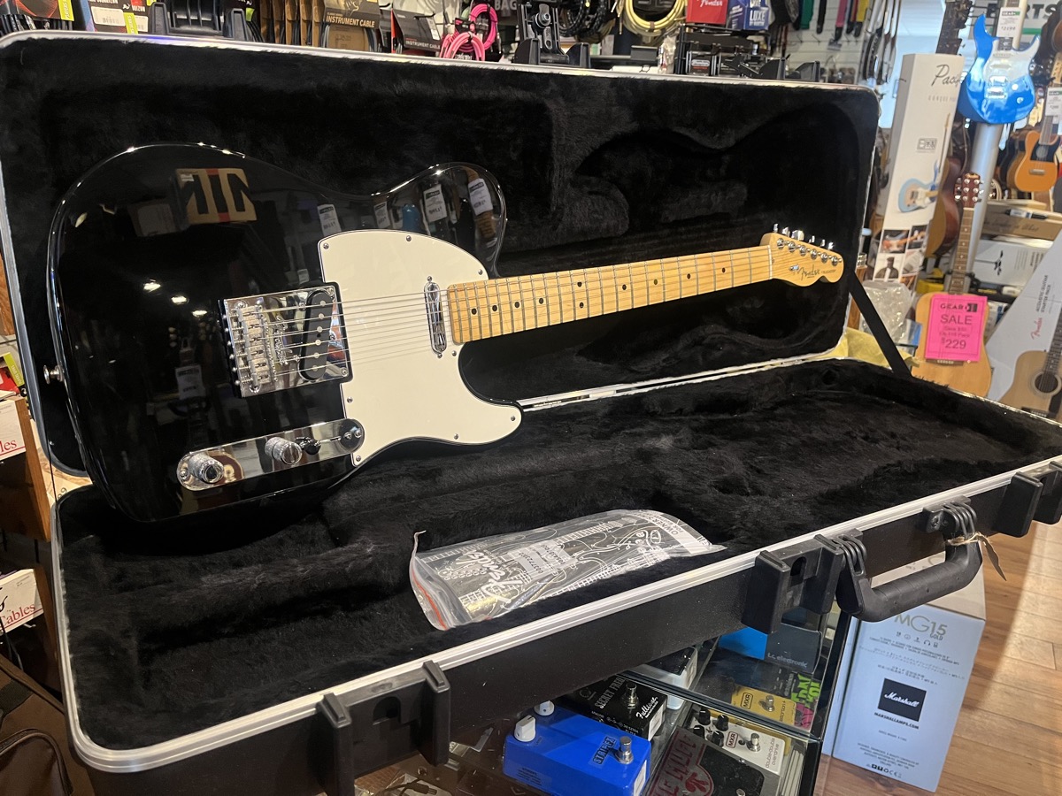 USED 2011 Fender American Standard  …