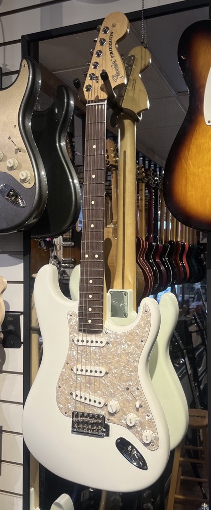 USED Fender 2022 American Performer  …