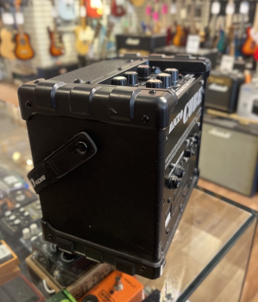 Roland USED Roland Micro Cube Portable Practice Amp w/AC - Used