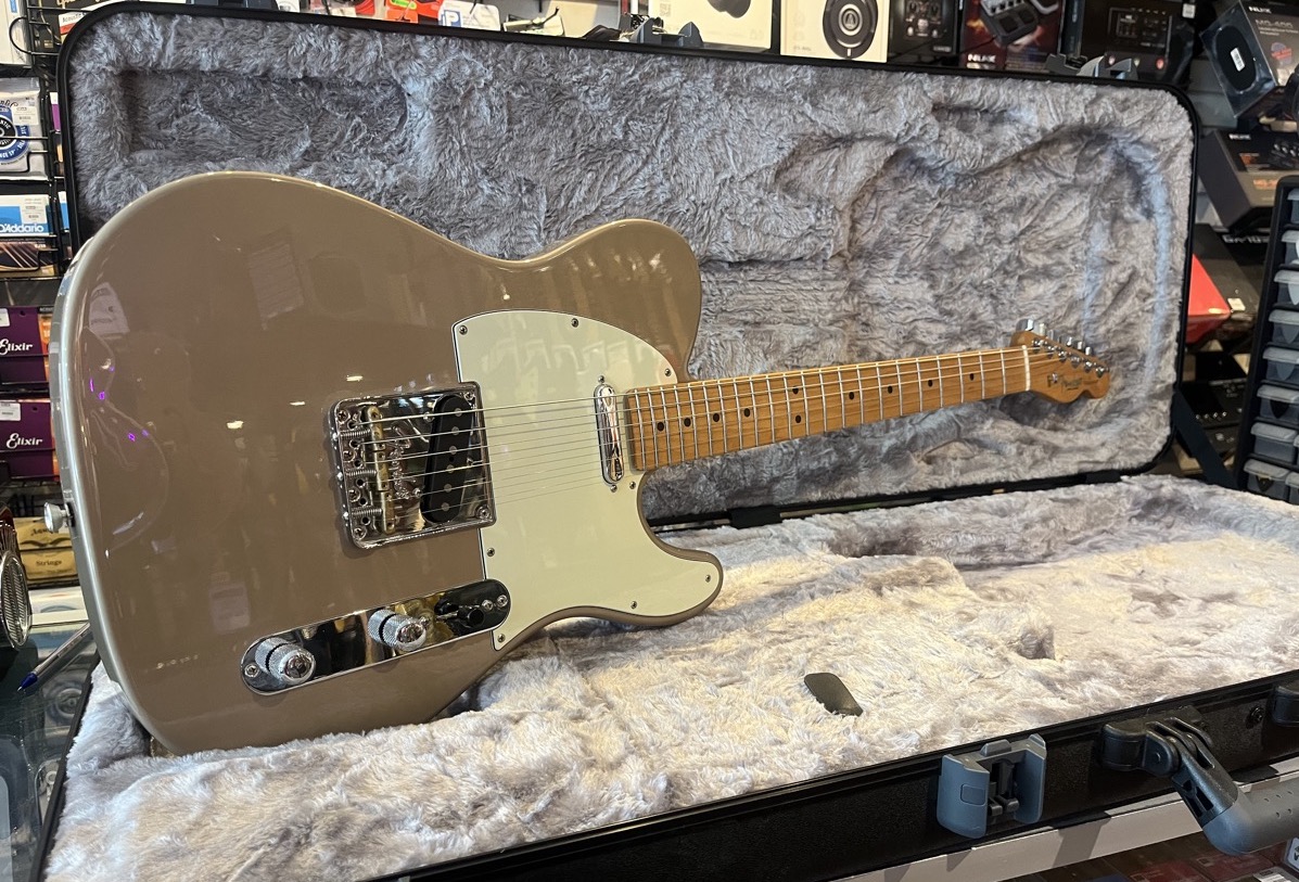 USED Fender American Pro Telecaster In  …