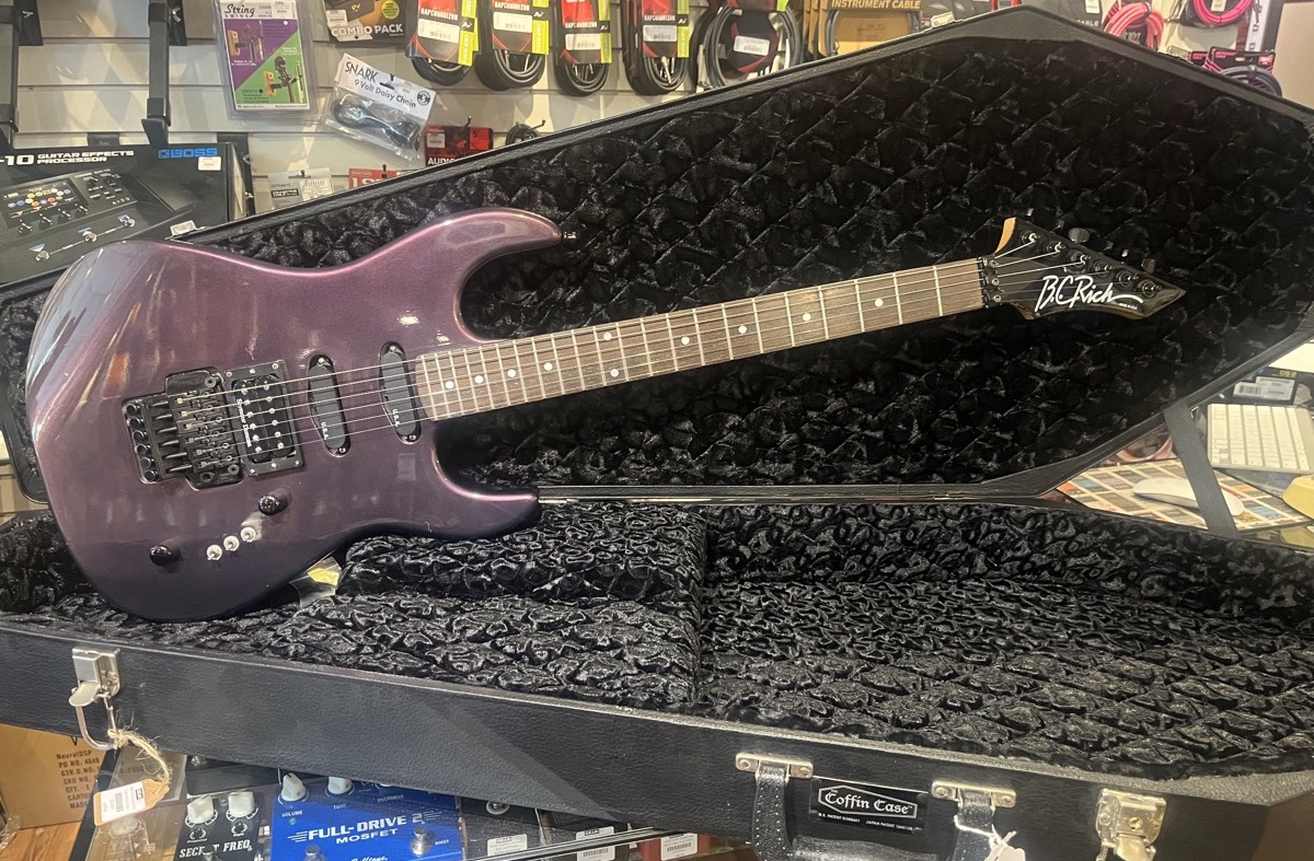 USED BC Rich USA STIII Super Strat w/Case  …