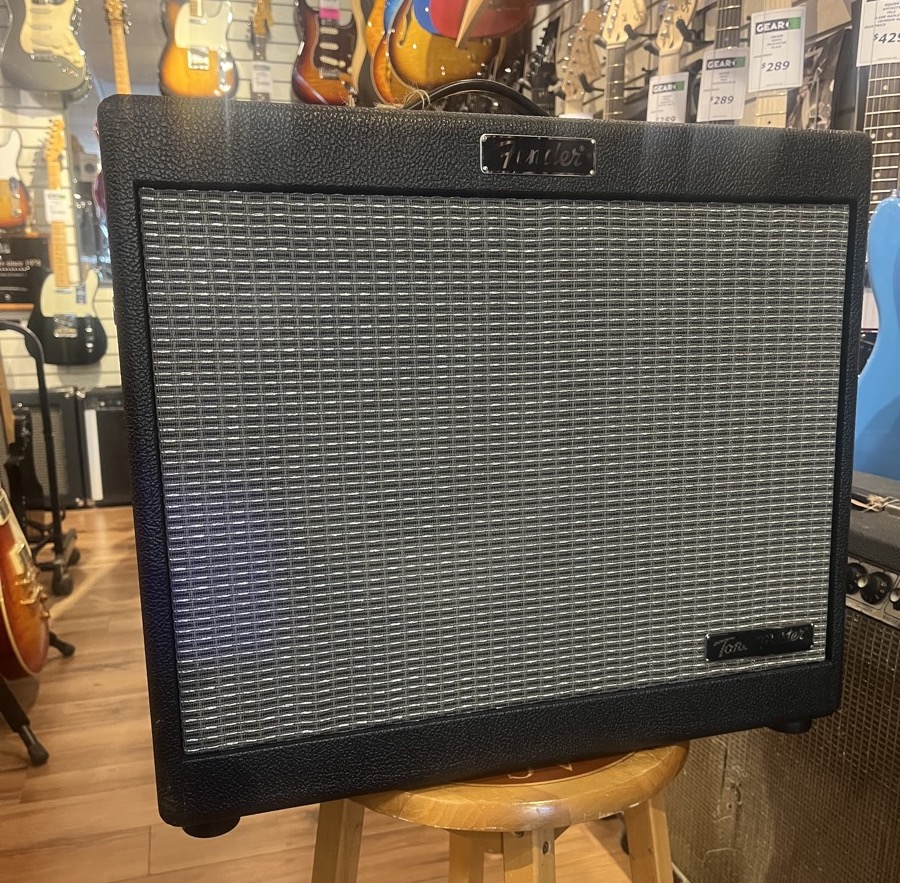 USED Fender Tone Master FR-10 1000w Full  …