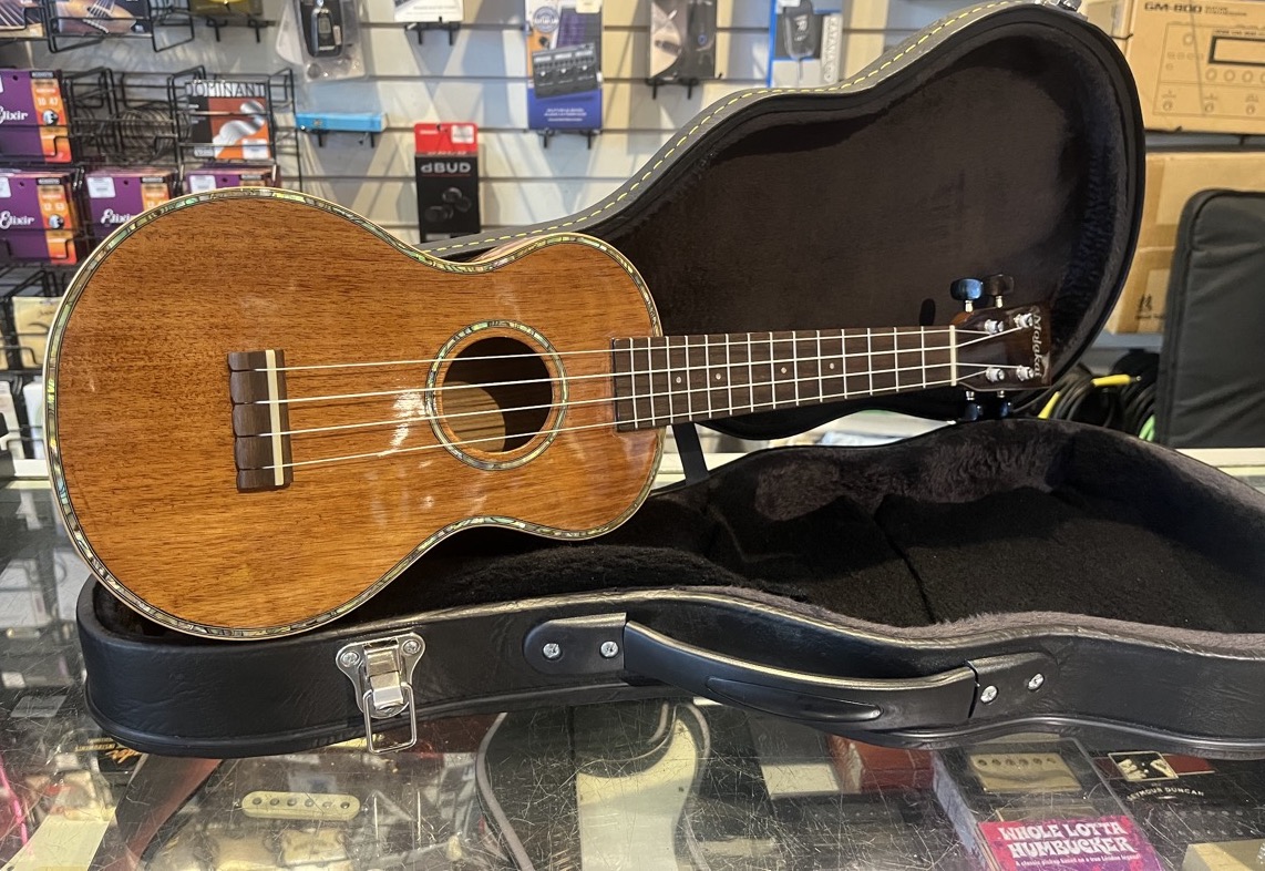 USED Molakai MU50C Solid Koa Concert  …