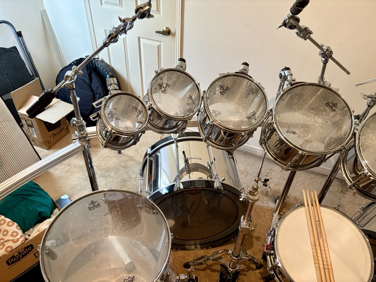 USED Ronn Dunnett Classic Drums 14 Piece  …