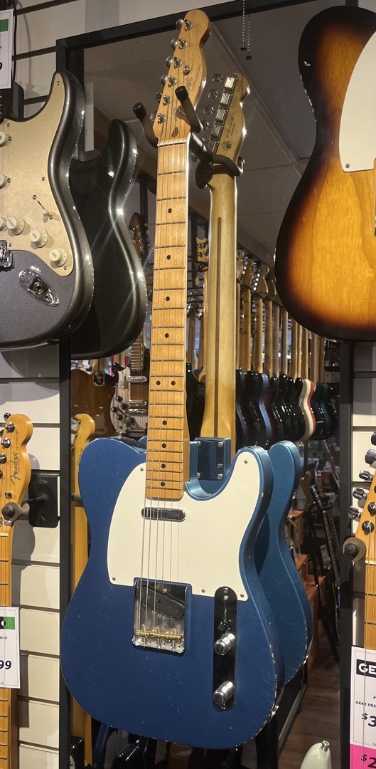 USED Fender 2021 Vintera Road Worn  …