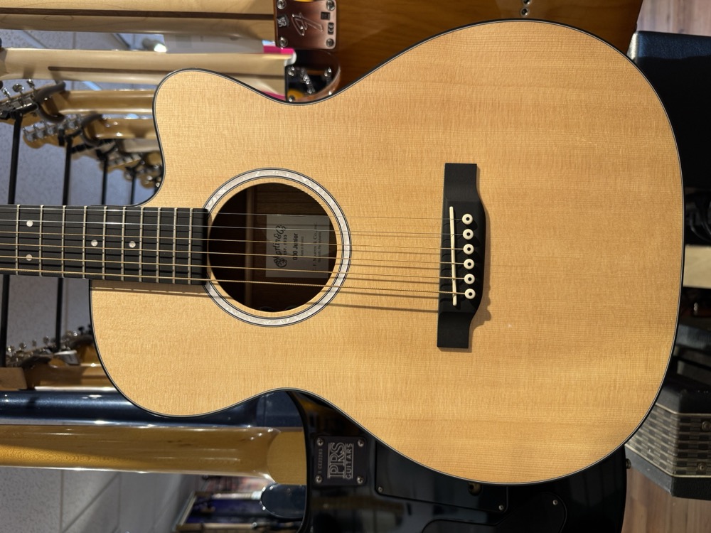 USED 2022 Martin 000CJr-10E Junior w/Bag