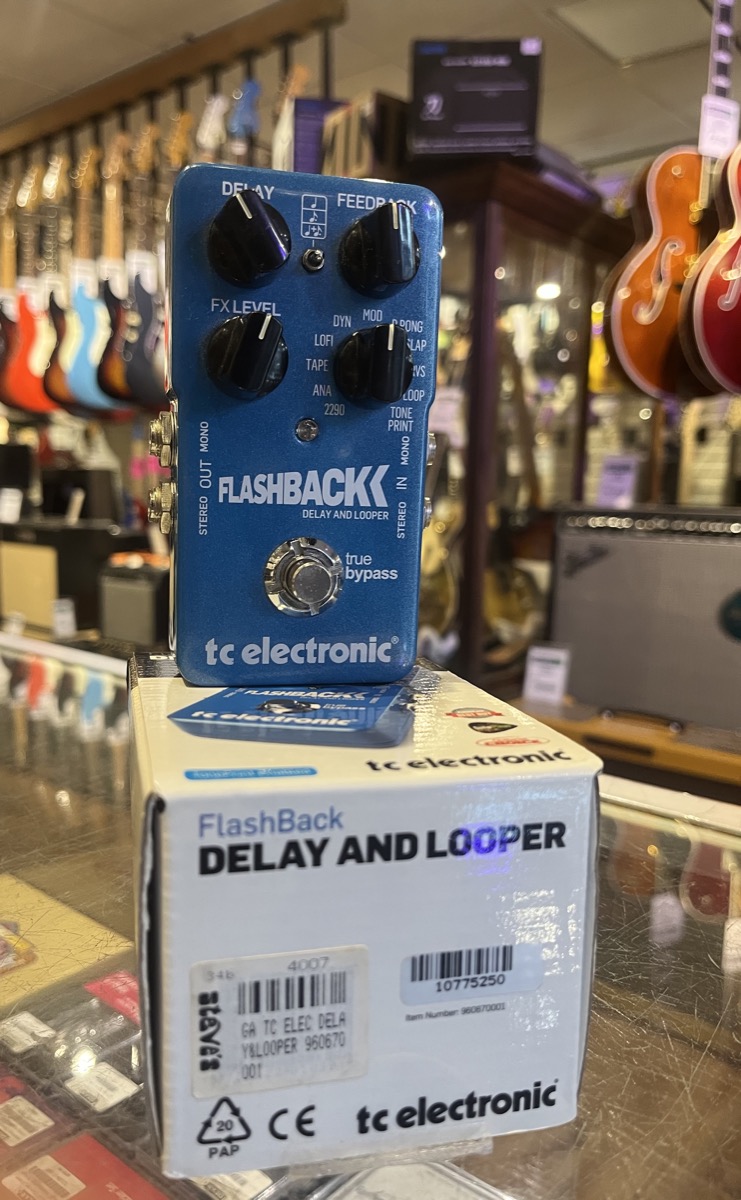 USED T.C. Electronic Flash Back Delay Pedal  …