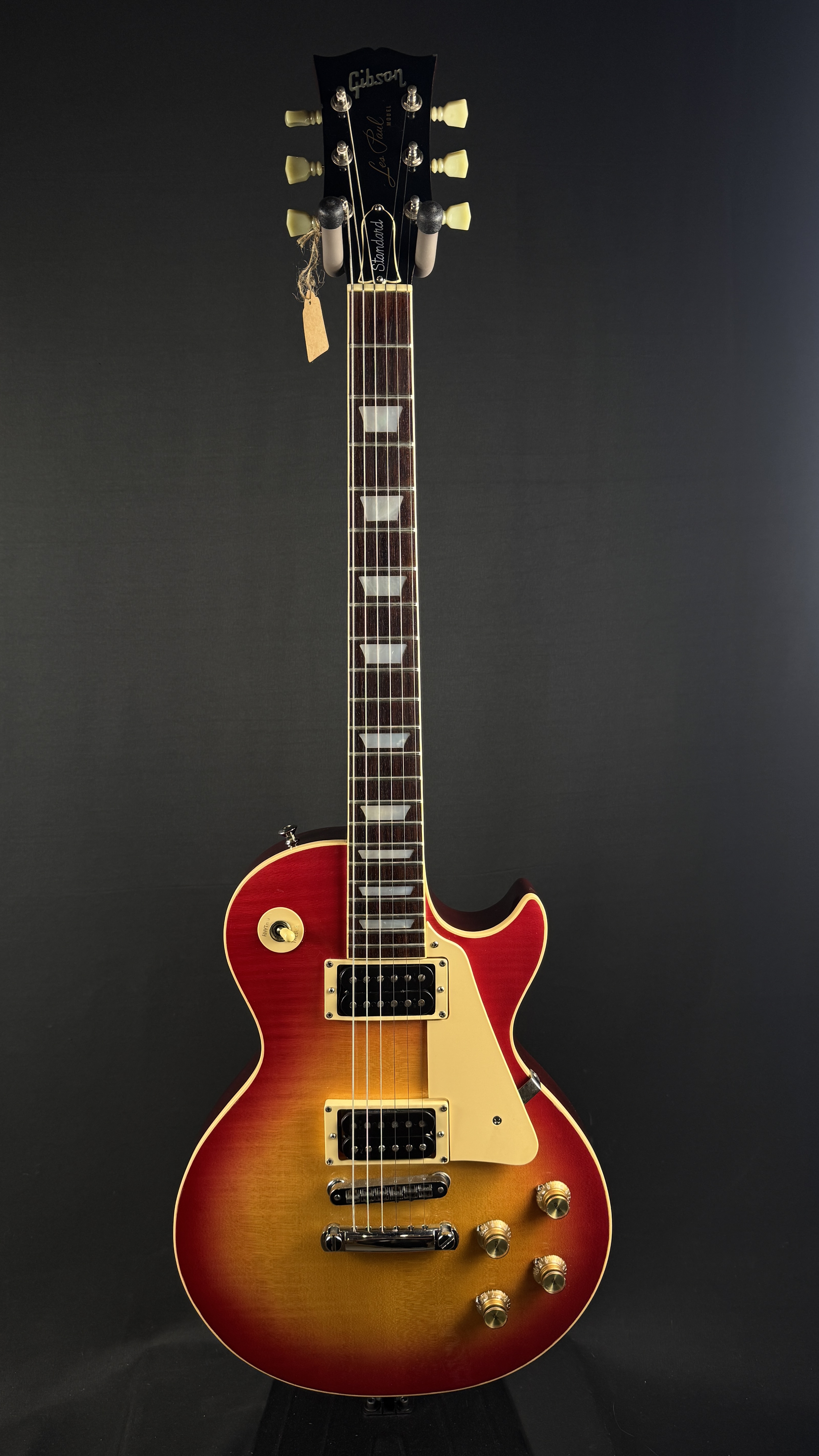 USED Gibson 1981 Les Paul Standard Cherry …