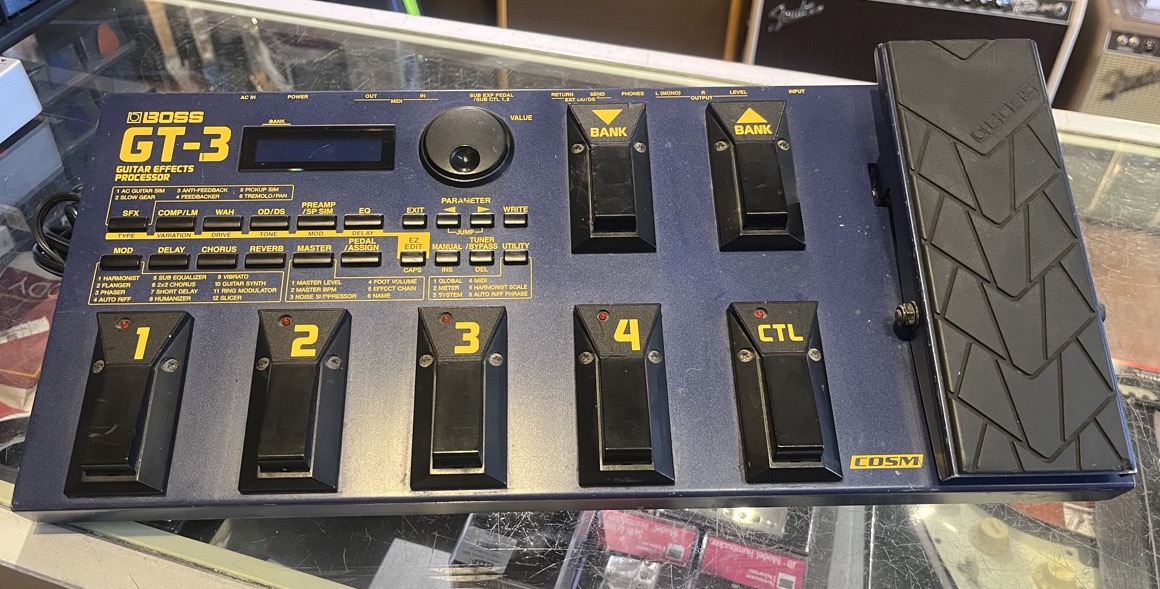 USED BOSS GT-3 Multi Effects Processor w/AC  …