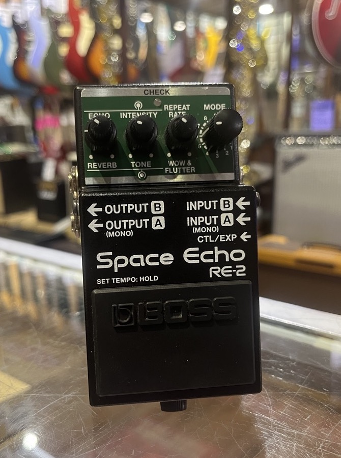 USED BOSS RE-2 Space Echo Delay Pedal