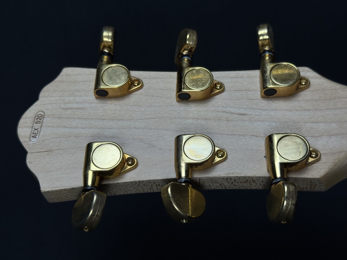 Yamaha USED Yamaha AEX 520 Semi Hollow Electric Brown Burst w/Case - CONSIGNMENT - Used