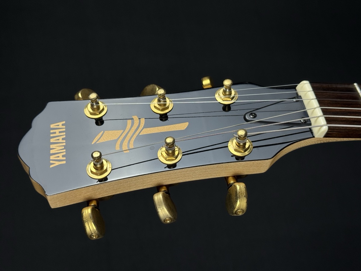 Yamaha USED Yamaha AEX 520 Semi Hollow Electric Brown Burst w/Case - CONSIGNMENT - Used