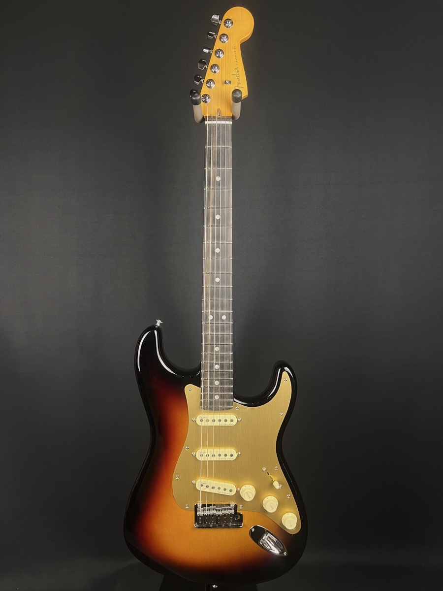 Fender USED Fender American Ultra Strat II 3 Tone Burst With Rosewood Neck w/OHSC - Used