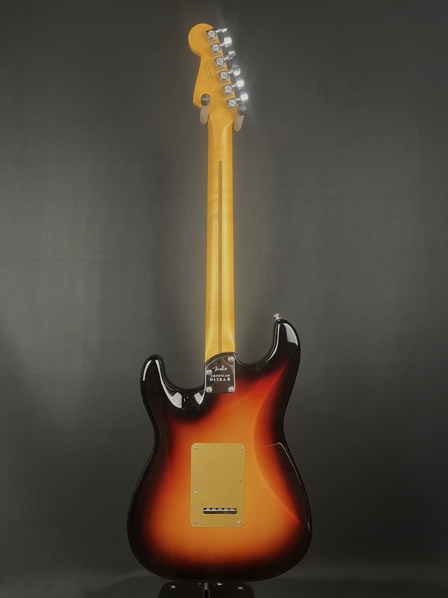 Fender USED Fender American Ultra Strat II 3 Tone Burst With Rosewood Neck w/OHSC - Used