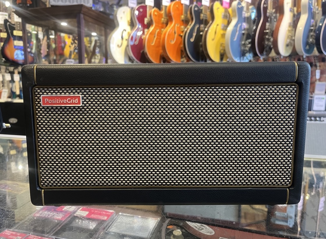 USED Positive Grid Spark 40 Amp Black w/bag  &hellip;