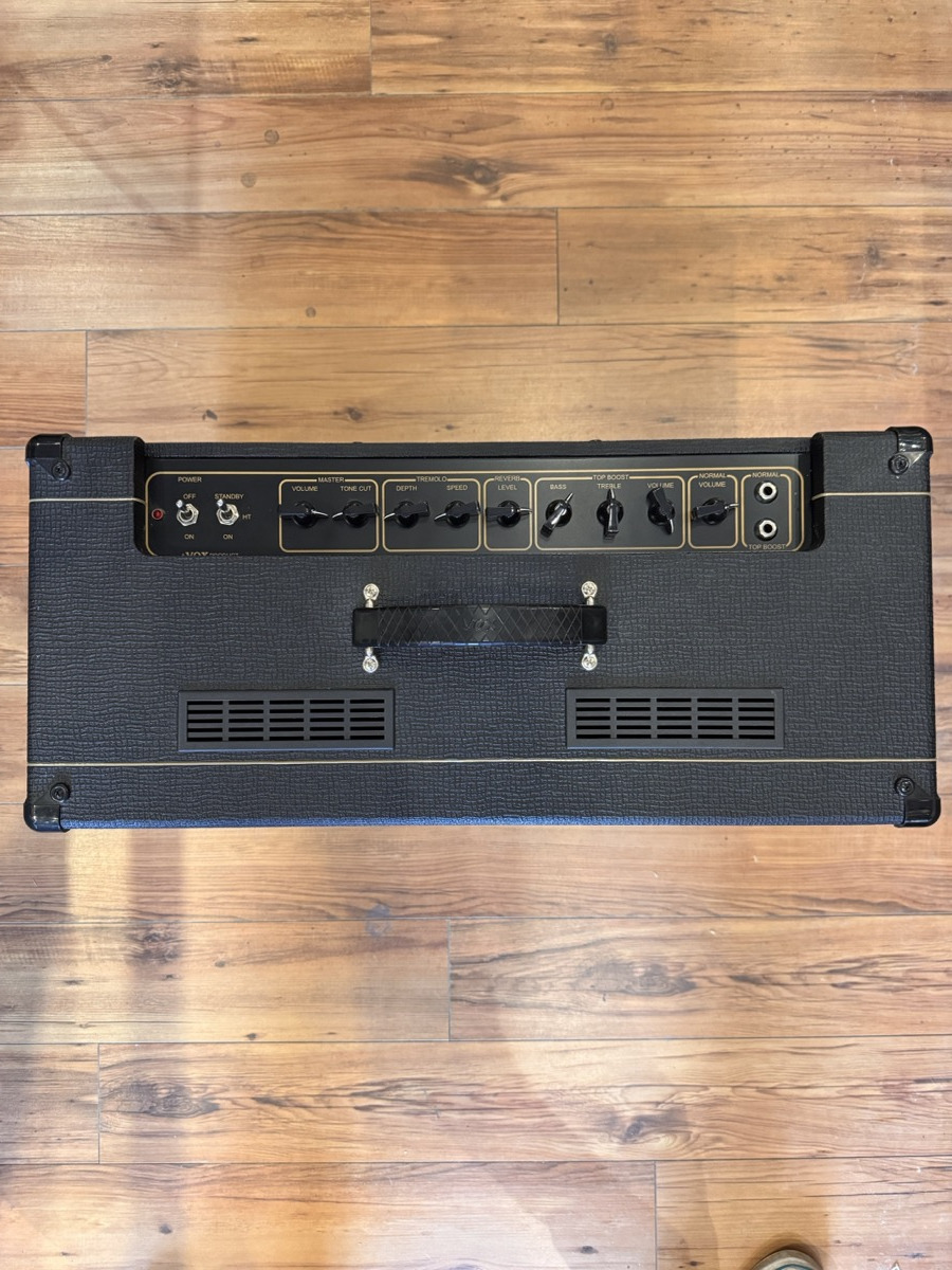 Vox USED Vox AC15 Combo Tube 12" Speaker w/Footswitch - Used