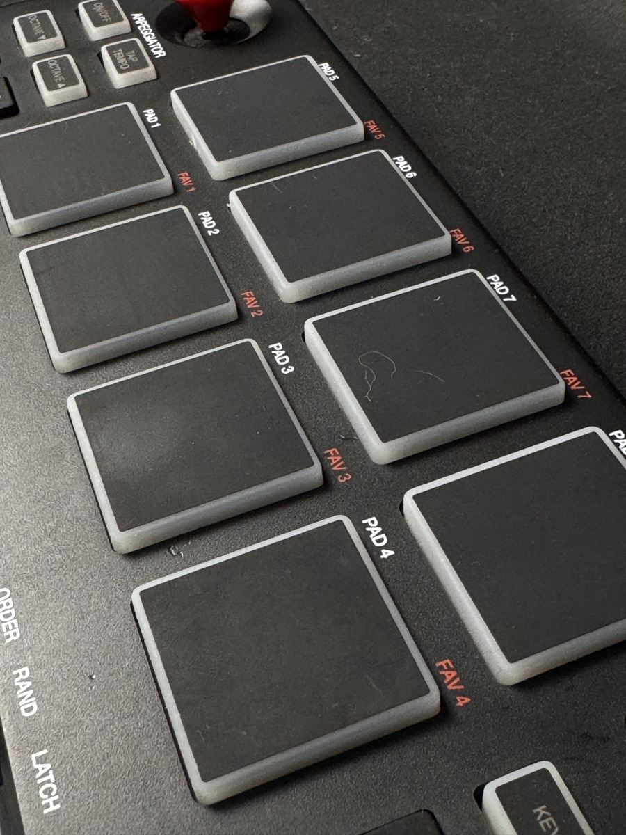 Akai USED Akai MPK Mini Play 25 Key MIDI Keyboard - Used