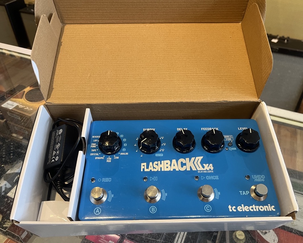 USED T.C. Electronics Flashback 2 x4 Delay  &hellip;