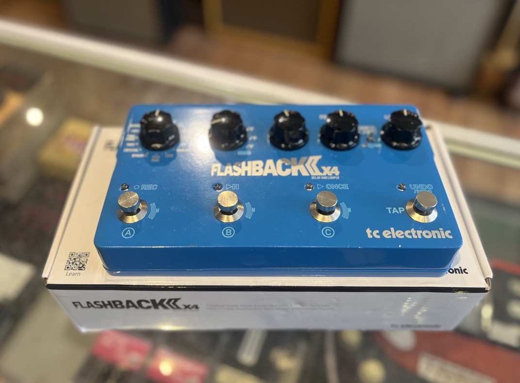 TC Electronic USED T.C. Electronics Flashback 2 x4 Delay Pedal w/Box - Used
