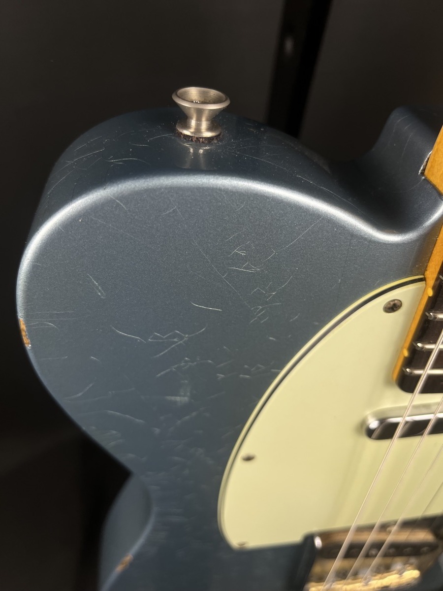 Fender Custom Shop USED Fender 2015 Custom Shop '63 Telecaster Relic Ice Blue Metallic w/OHSC - Used
