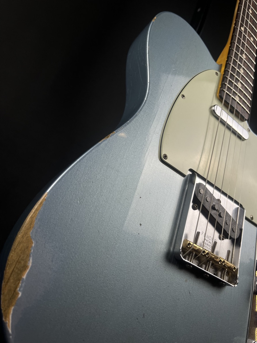 Fender Custom Shop USED Fender 2015 Custom Shop '63 Telecaster Relic Ice Blue Metallic w/OHSC - Used