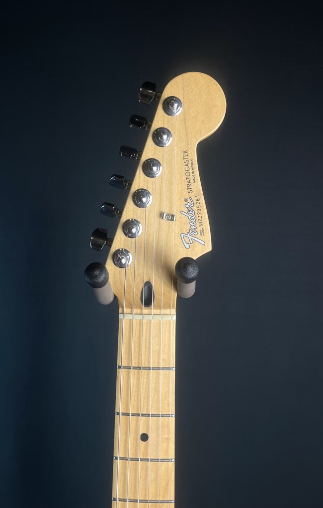 Fender USED Fender 2003 Standard Stratocaster Satin Maple Neck Midnight Wine - Used