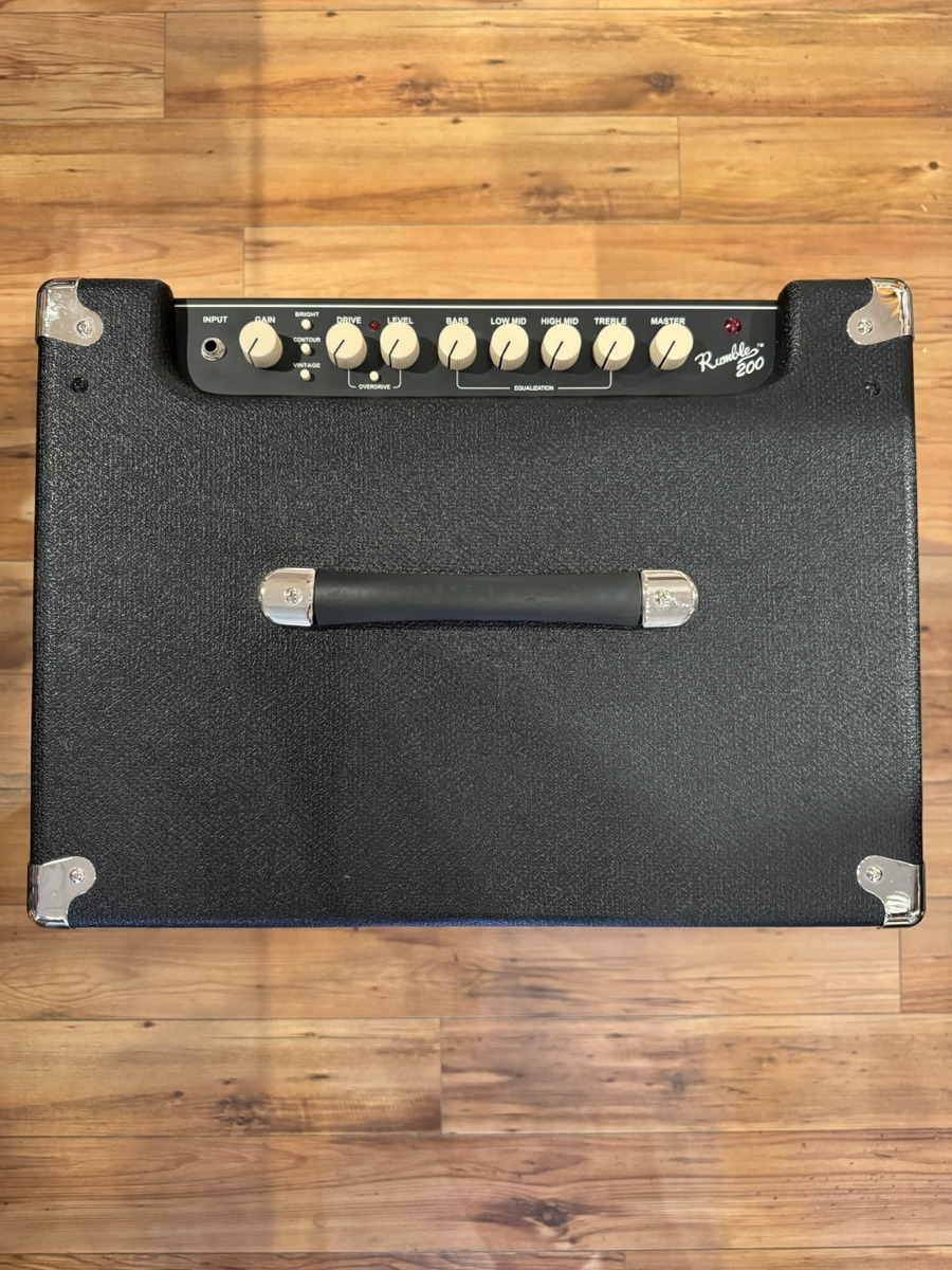 Fender USED Fender Rumble 200 v3 Bass Amp - CONSIGNMENT - Used